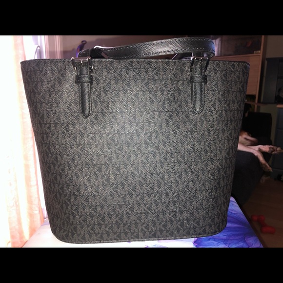 Michael Kors Purse - Picture 2 of 3